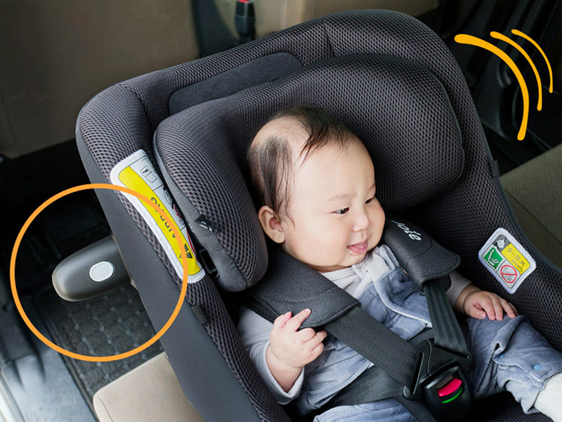 側面からの衝撃にも配慮したチャイルドシート